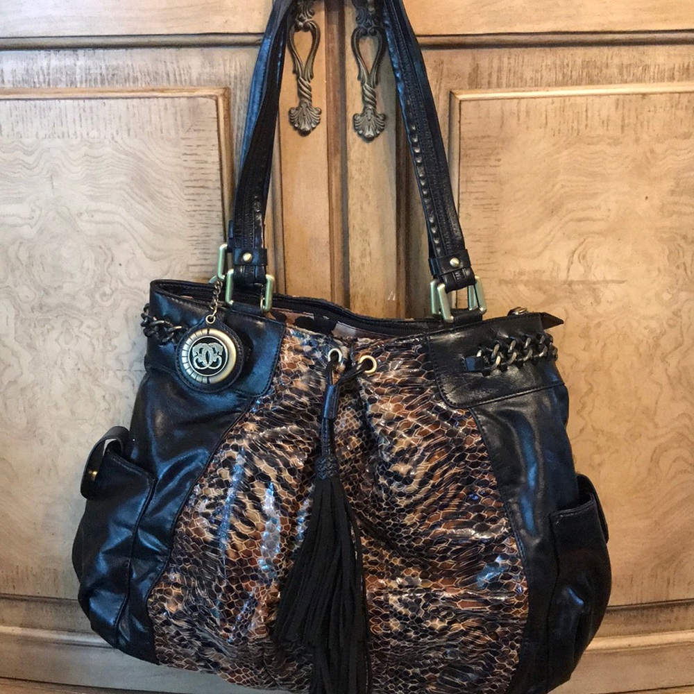 Sharif handbag
